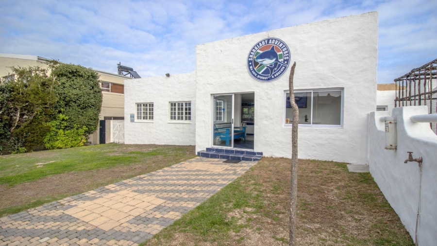 3 Bedroom Property for Sale in Kleinbaai Western Cape